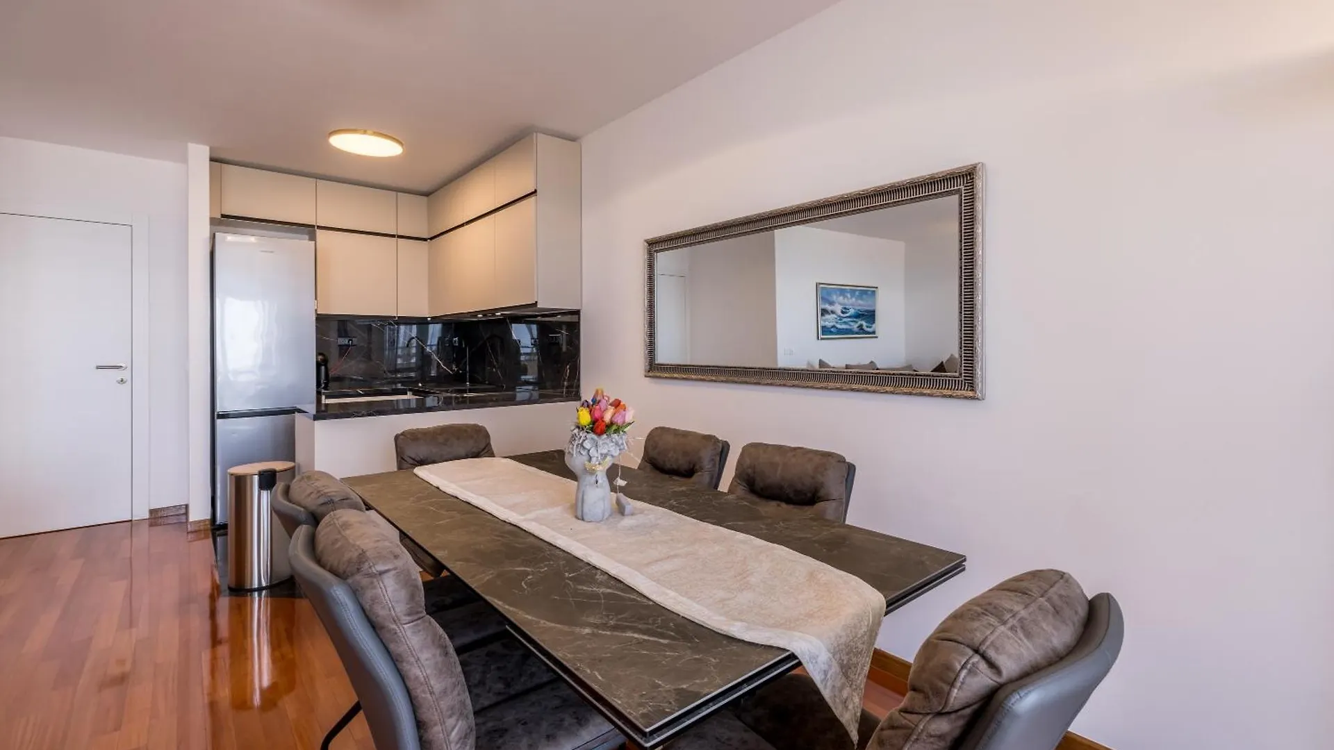Appartement Beachaholic M&G, Luxury Seaside Suites On Znjan Split