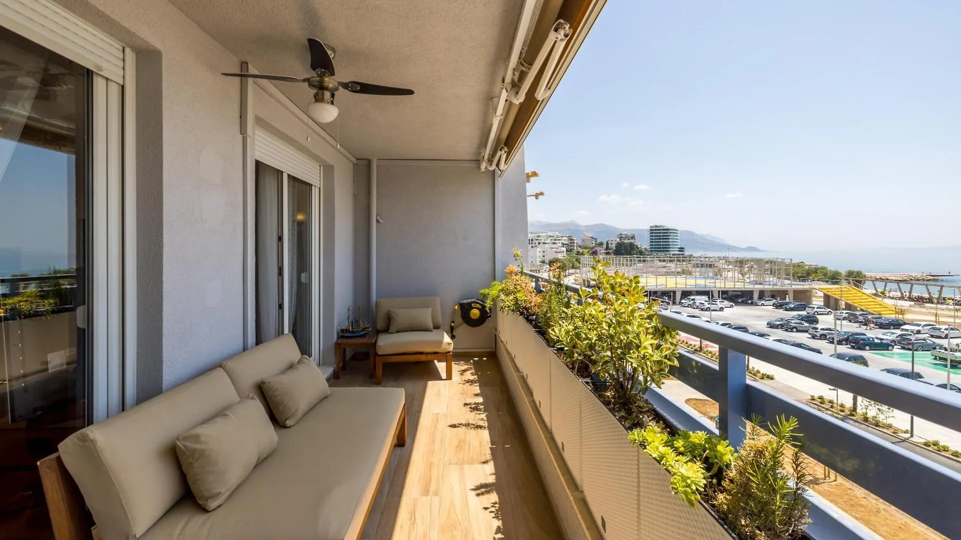 Beachaholic M&G, Luxury Seaside Suites On Znjan Split 0*,
