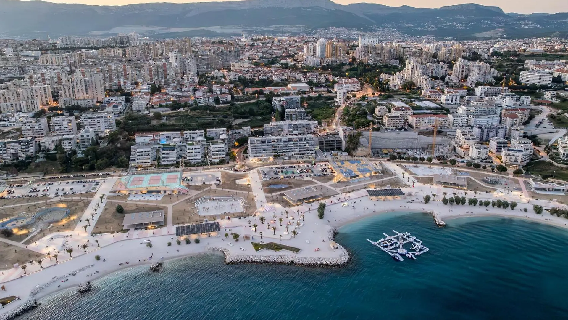 Beachaholic M&G, Luxury Seaside Suites On Znjan Split Apartamento